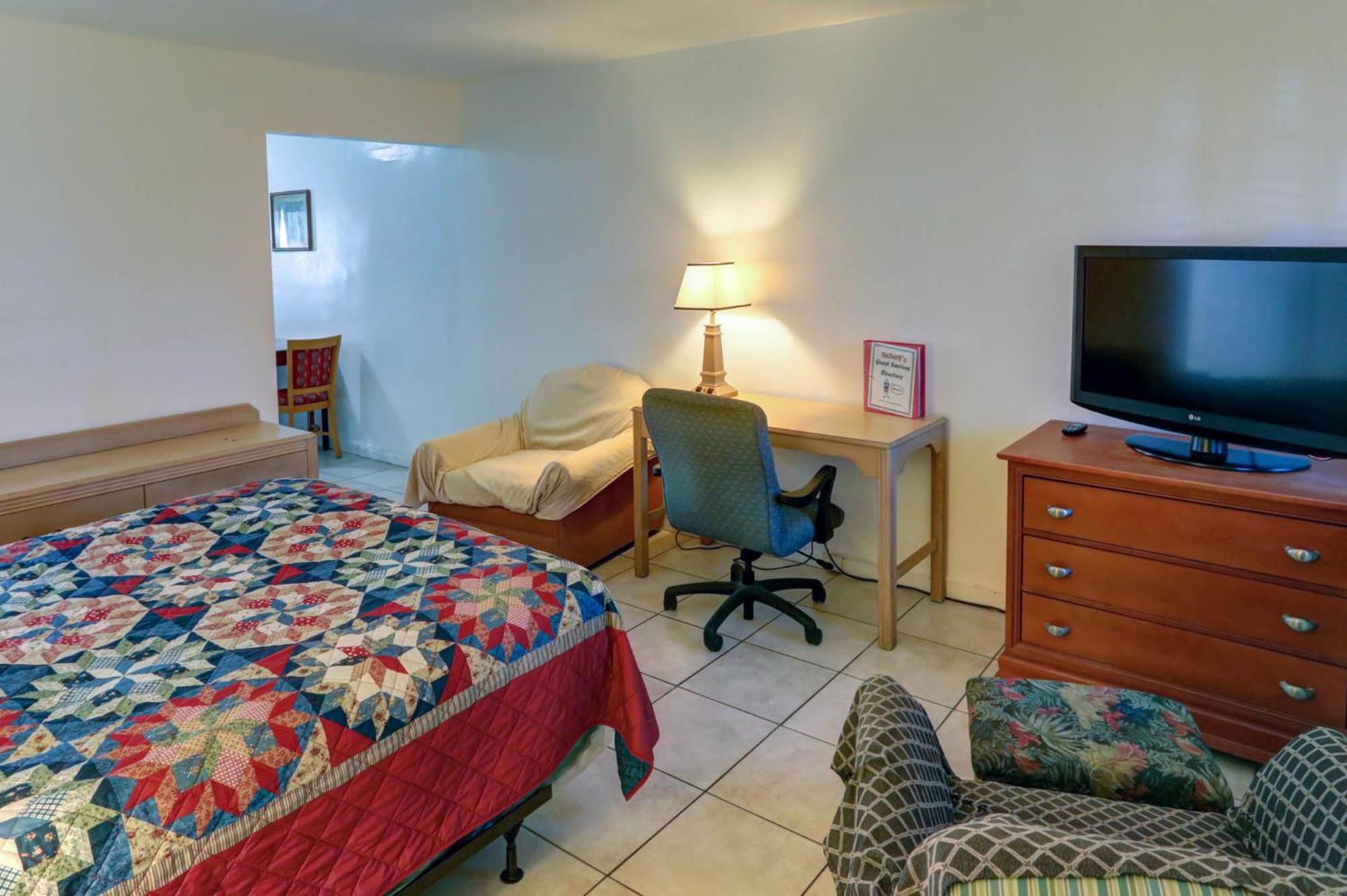Hotel Richard's Extended